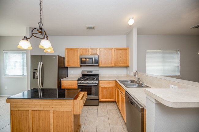 Foto del edificio - 20525 Patriot Park Ln
