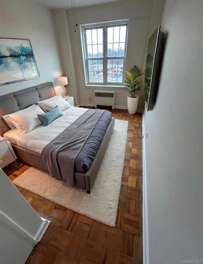 Foto del edificio - 220 Pelham Rd