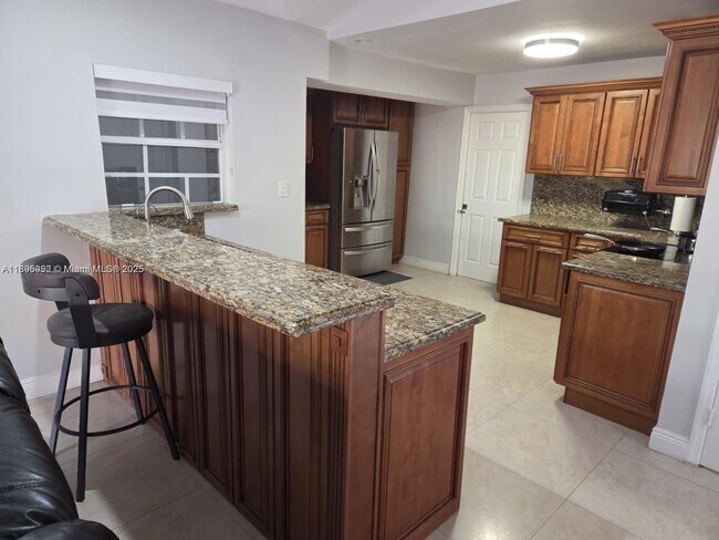 Building Photo - 9982 SW 162nd Ct