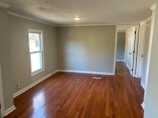 Foto del edificio - 234 Barbara Ave