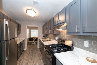 Somerset at the Crossing apartments — community photo - Somerset at the Crossing