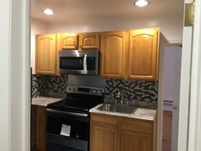 Building Photo - 1535 Sellers St