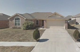 Building Photo - 2207 Joseph Dr