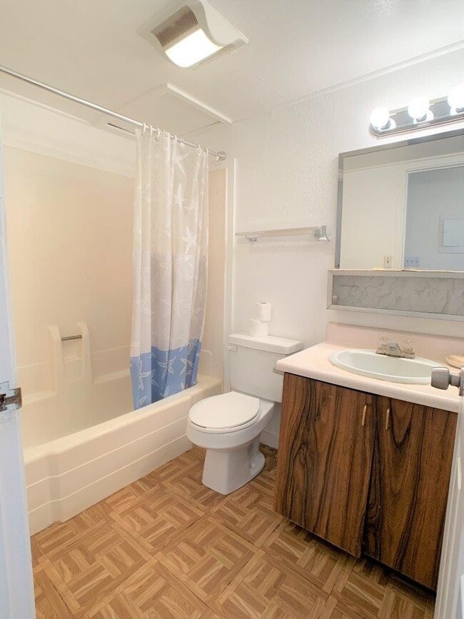 Building Photo - Waimea Apartment For Rent