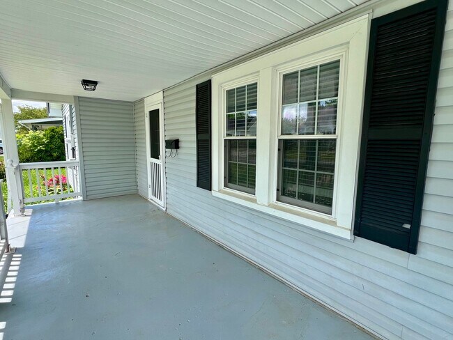 Building Photo - Adorable home in Franklin, KY for rent