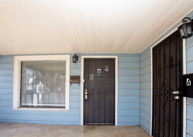 Foto del edificio - 1924 Moss St