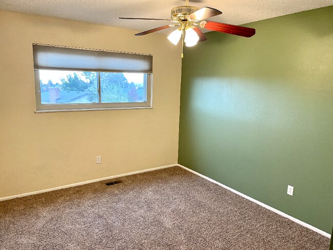 Foto del edificio - 435 Red Cliff Terrace