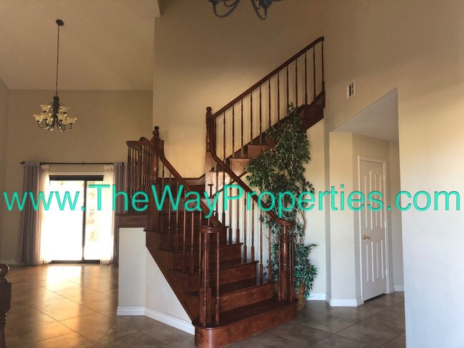 Foto del edificio - 12604 Whispering Springs Rd