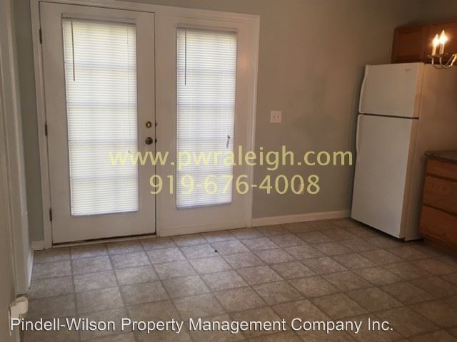 Building Photo - 2223 Walnut Ridge Ct