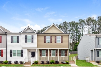 Building Photo - 2851 Saratoga Lake View