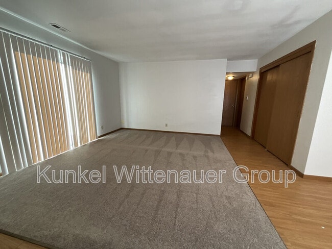 Foto del edificio - 1813 Jamestown Rd