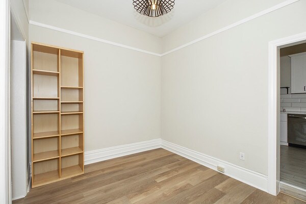 Foto del edificio - 573 Birch St