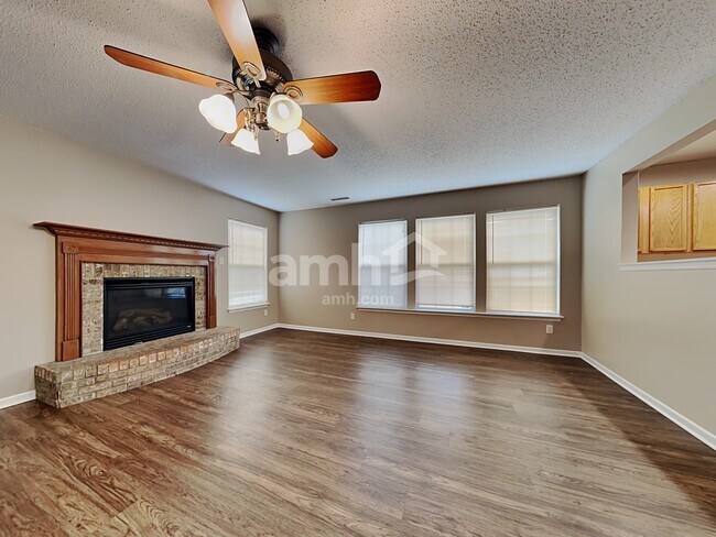 Foto del edificio - 5601 Skipping Stone Dr