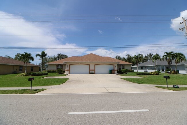 Foto del edificio - 1317-1321 Gleason Pkwy