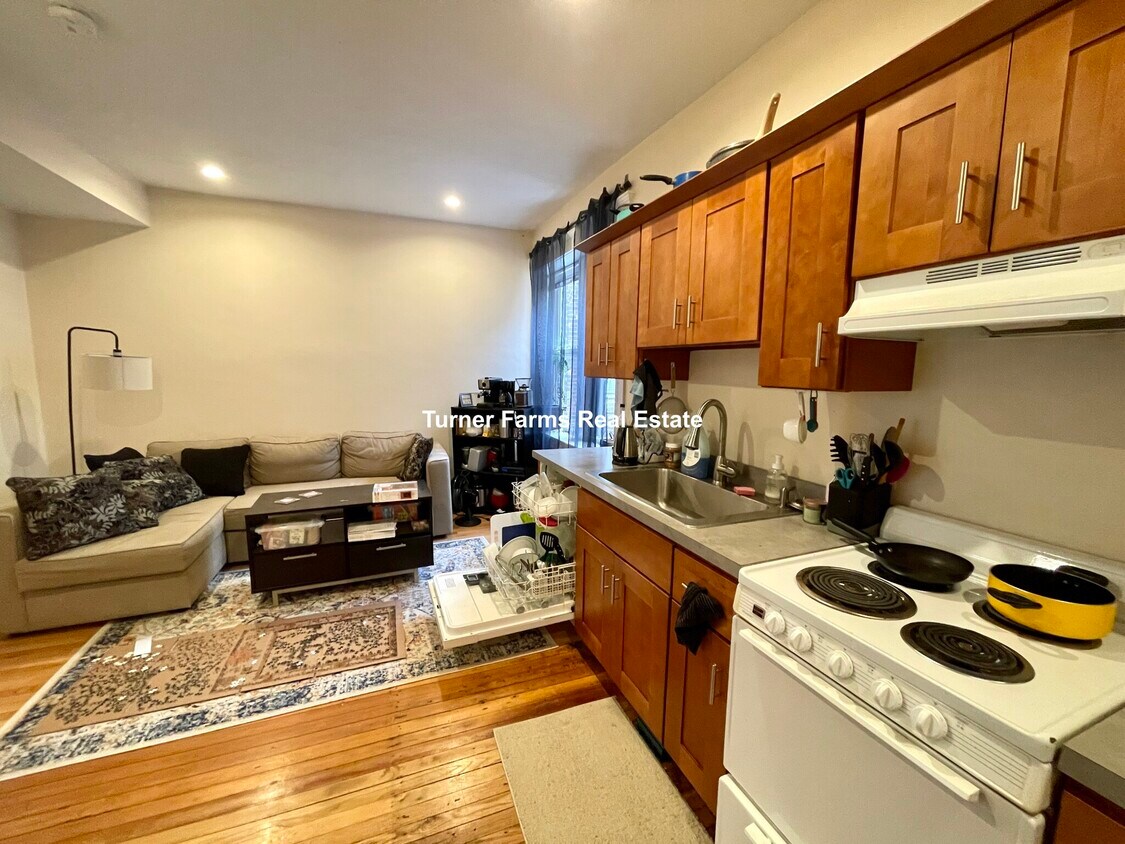Foto principal - 866 Huntington Ave