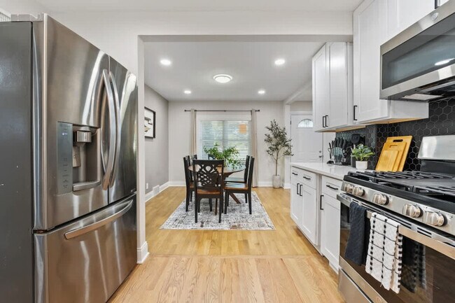 Foto del edificio - 425 S Ellis St