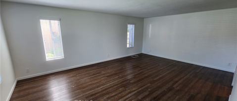 Building Photo - 10641 Chestnut St