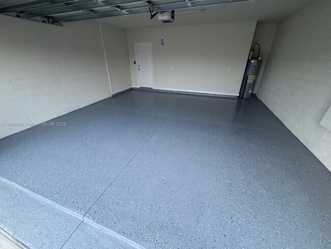 Foto del edificio - 3410 Haven Side Rd