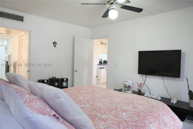 Foto del edificio - 55 Ocean Ln Dr
