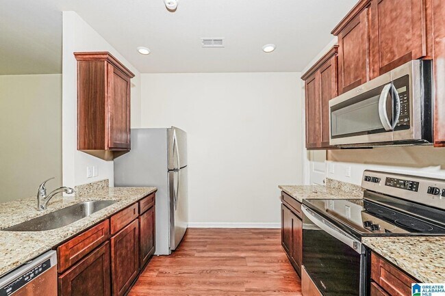 Foto del edificio - 6380 Rainbow Row