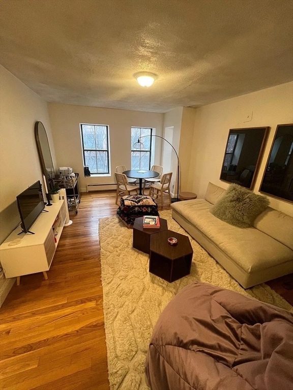 Foto del edificio - 296 Columbus Ave