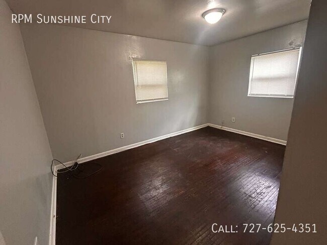 Foto del edificio - 8211 N 17th St