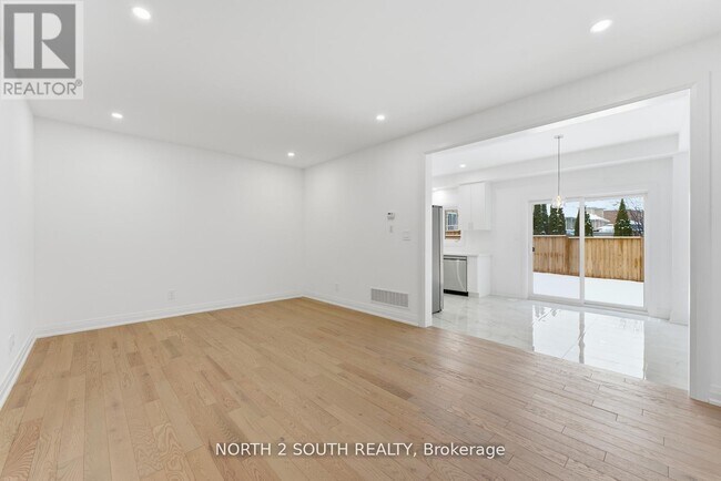 Building Photo - 30 Virro Ct