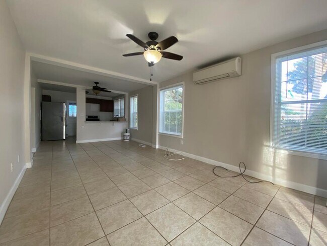 Foto del edificio - Adorable 2/1.5 Beachside Bungalow