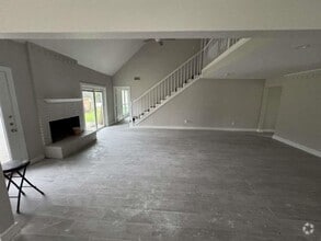 Building Photo - 529 Brandon Rd