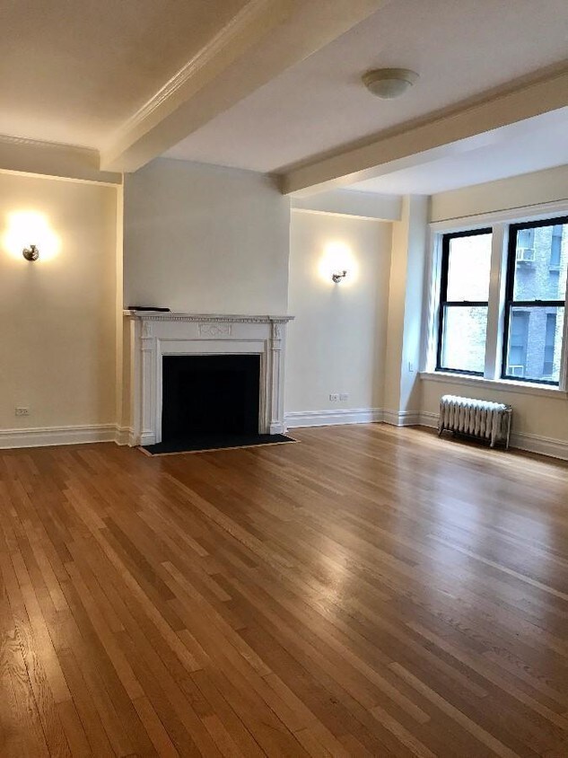Foto principal - 200 E 80th St