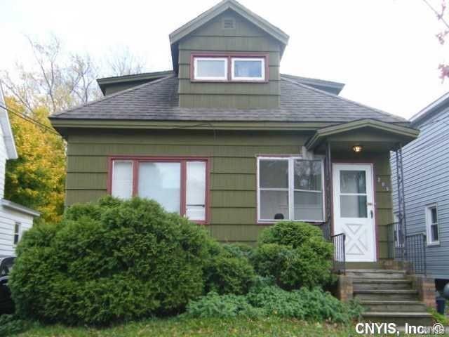 Building Photo - 205 Essex St
