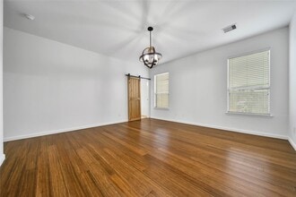 Building Photo - 3143 S Royce Cir