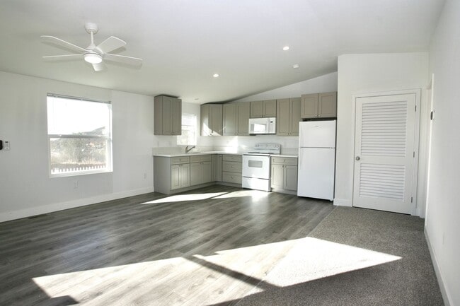 Foto del edificio - 1467 Star Valley Rd