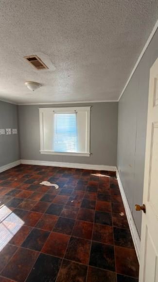 Foto del edificio - 619 S Linden St