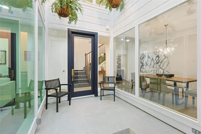 Foto del edificio - 526 Colquitt St