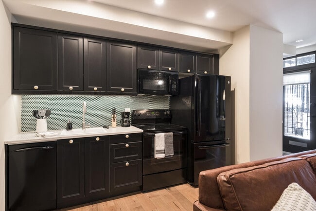 Foto del edificio - 1314 9th St NW