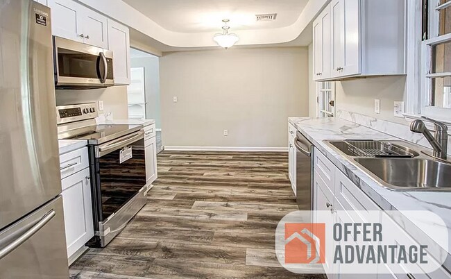 Foto del edificio - 7072 Oakwood Rd