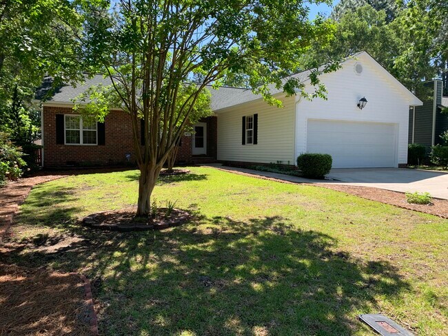 Building Photo - 1455 Longleaf Dr E