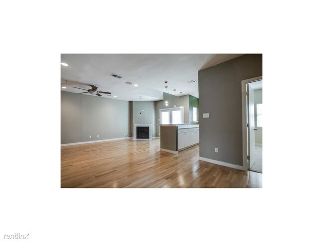 Building Photo - 4111 Cole Ave