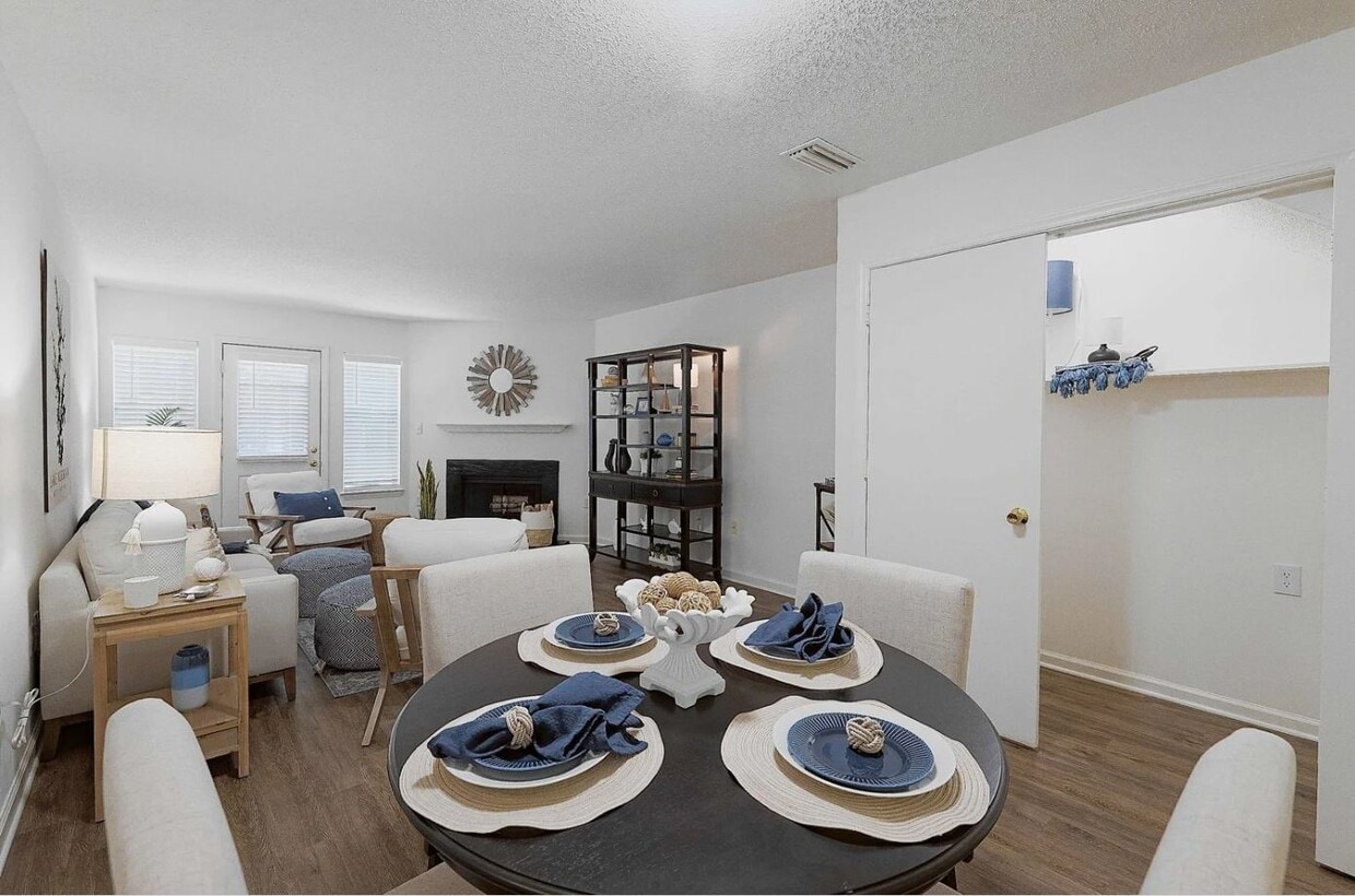 Lakeside 2BR/1.5 Bath TH - The Landings at Northcross