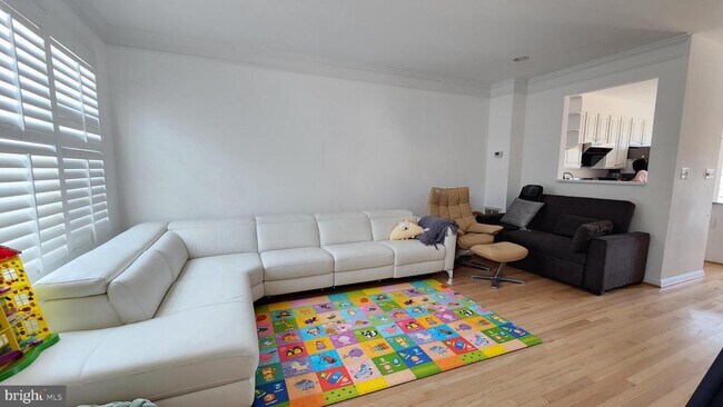 Foto del edificio - 124 Golden Ash Way