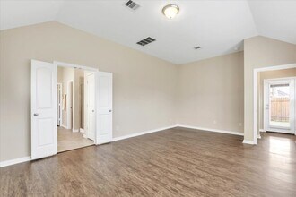 Building Photo - 7036 Terra Ln