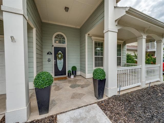 Building Photo - 1121 Spanish Moss Dr