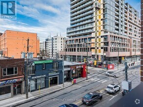 Building Photo - 270-270 Dufferin St