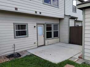 Building Photo - 2335 Walnut Fair Ln