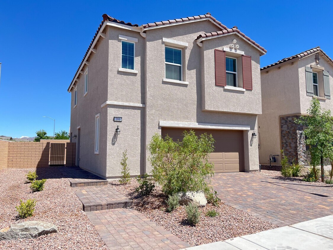 Foto principal - 391 Desert Cadence St