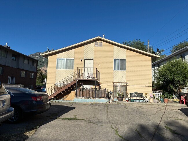Building Photo - 358 N 400 W St