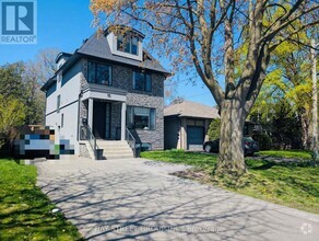 Building Photo - 16 Enfield Ave