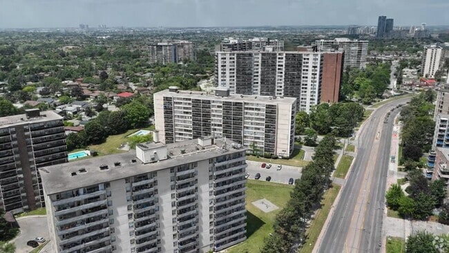  - Valencia Towers South