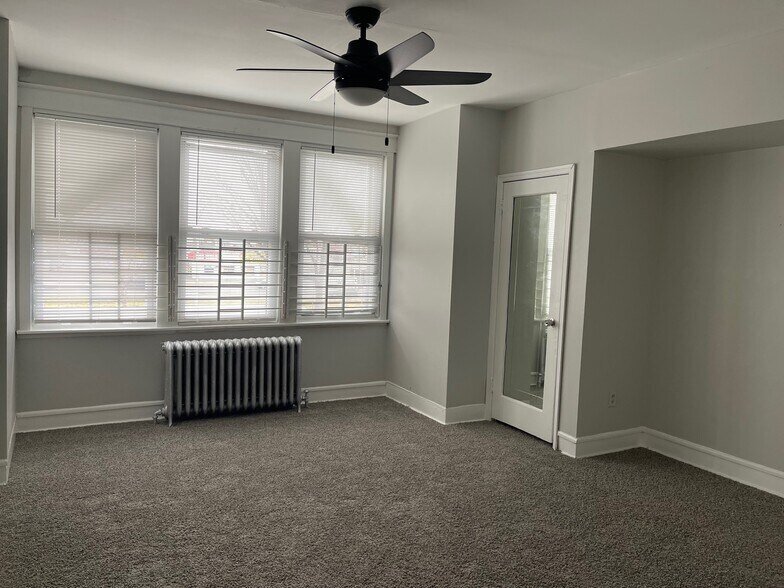 Photo - 4123 E Roosevelt Blvd (Philadelphia, PA)